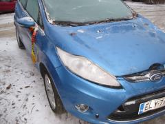 Ford Fiesta 1,2 -11 5-ovinen hb sininen