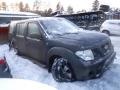 Kuva 1: Nissan Pathfinder R51 5D SUV 2.5dCi MT6 4WD 2005