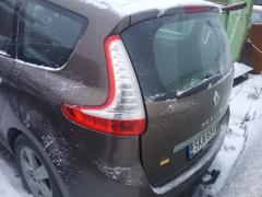 Renault Scnic 1.9 dCi tila-auto