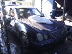 Mercedes-Benz E 320CDI sedan
