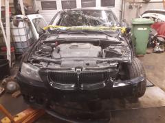 BMW 3-sarja E90