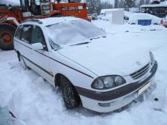 Toyota Avensis T22 Pre-Facelift 5D STW 2.0TD MT5 Sol