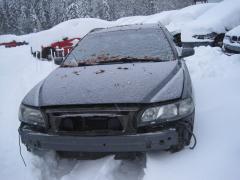 Volvo V70 2,5 tdi -01 t.harmaa