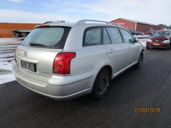 Toyota Avensis 1.8 Farm. -06