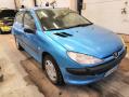 Kuva 1: Peugeot 206 1.6 Hatchback 5D -02 2002