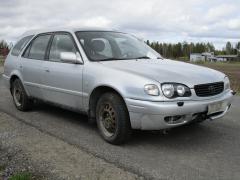 Toyota Corolla 1.6VVti farm. -01