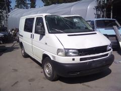 Volkswagen Transporter Syncro lyhyt 2.5TDI -03