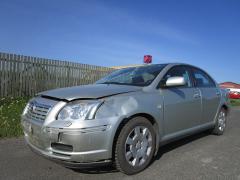 Toyota Avensis 1.6 VVti sed. -03