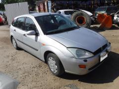 Ford Focus I Pre-Facelift 5D HB 1.6i MT5