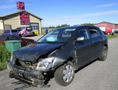 Toyota Corolla 1.6 VVti HB -03