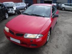 Mitsubishi Carisma 4D Sedan 1.6i GLX MT5
