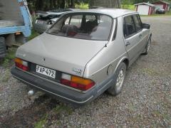 Saab 900