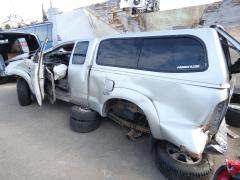 Toyota Hilux Extra Cab 2.5 D-4D 4WD Pickup