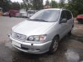 Kuva 1: Toyota Picnic 5D MPV 2.2TD MT5 7-Henk. 1999