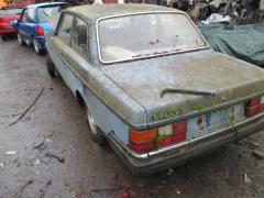 Volvo 240