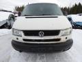 Kuva 1: Volkswagen Transporter 2.4D MiniBussi 1997