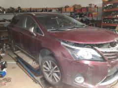 Toyota Avensis 08->>