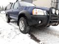 Kuva 1: Nissan Navara 2.5 D 4x4 2002