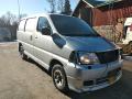 Kuva 1: Toyota Hiace 4x4 2,5D-4D lyhyt-09  2009