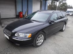 Volvo V70 5D STW 2.4 D5 A/T AWD Summum
