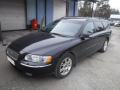 Kuva 1: Volvo V70 5D STW 2.4 D5 A/T AWD Summum 2006