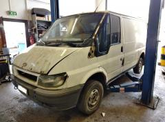 Ford Transit 2,0TD lyhyt matala
