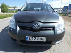 Toyota Corolla Verso 2.2 D-4D Tila-auto