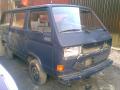 Kuva 1: Volkswagen Caravelle syncro1,9B4x4  1990