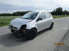 Toyota Yaris 1.0 5-ov. -03