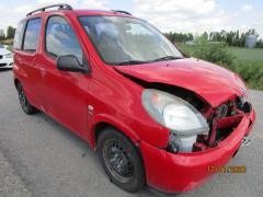 Toyota Yaris Verso 1.3 -02