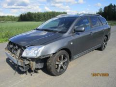 Toyota Avensis 2.2 D4D Farm. -05