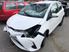 Toyota Yaris 11->