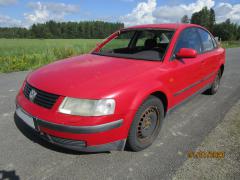 Volkswagen Passat sedan 1.6 -98