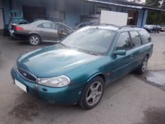 Ford Mondeo II 5D STW 2.5i V6 A/T Ghia