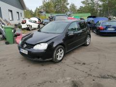 Volkswagen Golf 1.6i V