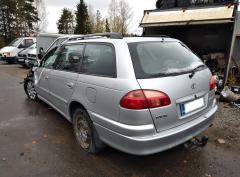 Toyota Avensis 2,0VVT-i farm. -03