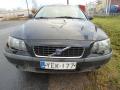 Kuva 1: Volvo S60 2.4 Bensa Sedan 2002