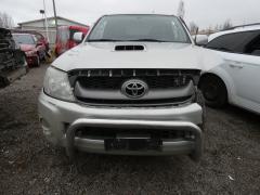 Toyota Hilux 2.5D-4D 2ovinen Lava-auto