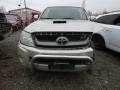 Kuva 1: Toyota Hilux 2.5D-4D 2ovinen Lava-auto 2011