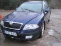 Kuva 1: Skoda Octavia 2,0 TDI -08 t.sininen farmari 2008