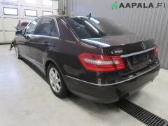 Mercedes-Benz E 212 200 CDi Sed