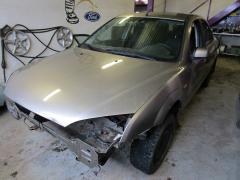 Ford Mondeo 1.8 sed. -01