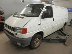 Volkswagen Transporter 2,4 D 57kW syncro
