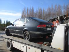 Saab 900