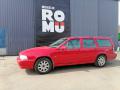 Kuva 1: Volvo V70 2.4 2000