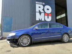 Volkswagen Passat Sedan 4Motion / AXZ