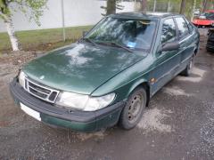 Saab 900