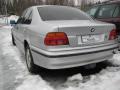 Kuva 1: BMW 523i AUTOMAATTI 125kw 1999