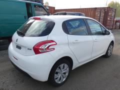 Peugeot 208 1.2 2015 82hv