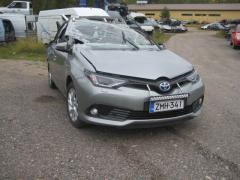 Toyota Auris 13->> 1.8 hybrid